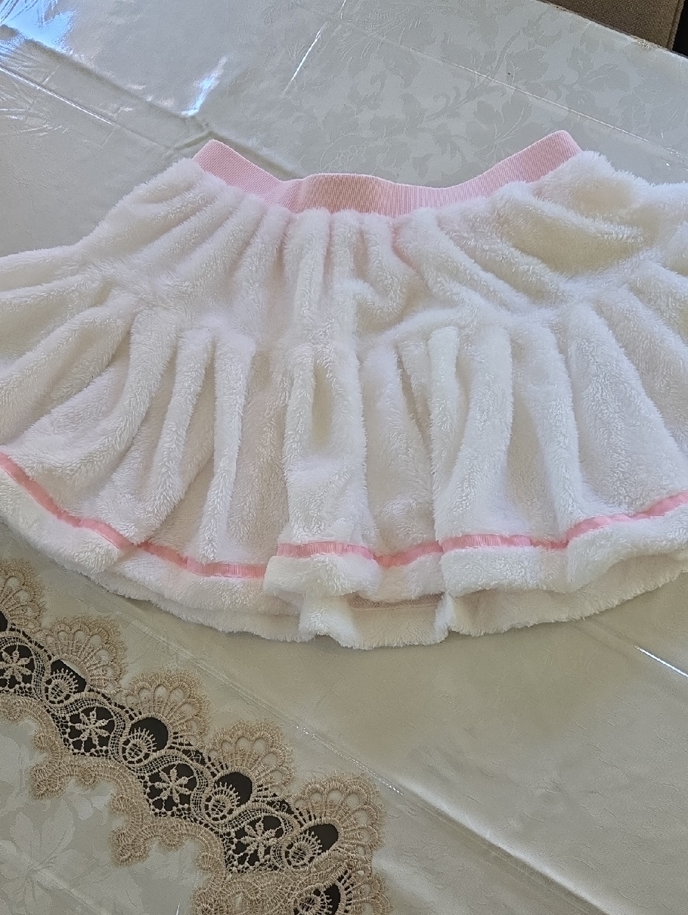 Fluffy White & Light Pink Skirt Size Small